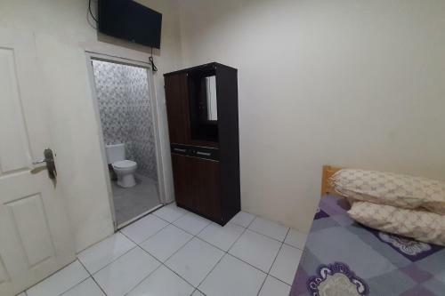 Hotel Oyo Life 2751 Deyo Kost