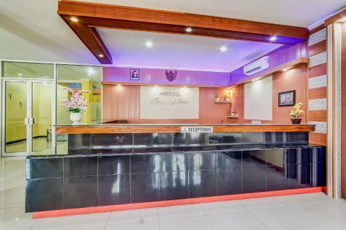 Oyo 91036 Hotel Simpang Lima Gkpri