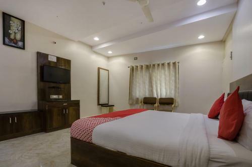 Hotel Collection O 5302 Bhadra Grand