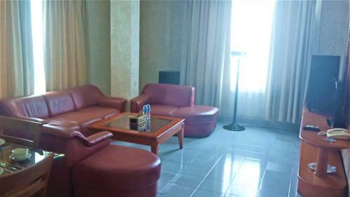 Rr Wisata Indah Hotel