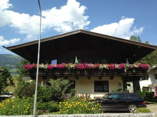 Hostal Haus Tenk