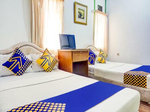 Hotel Spot On 90046 Villa Anyelir Yustik Selabintana