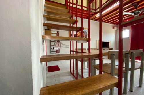 Oyo Home 90312 Rainbow Guesthouse