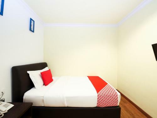 Oyo 496 Hotel de Eco Inn