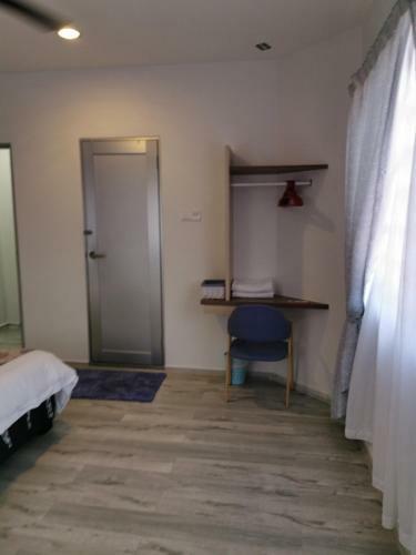 Melody Whole Or Suite Room