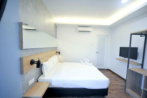 Mye Hotel