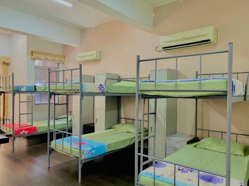 Swan Inn Youth Hostel
