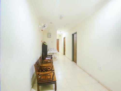 Oyo 89536 Hazris Hotel