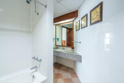 Apartamento Beachfront Deluxe Double Loft + Seaview Balcony @ D' Beach Suites