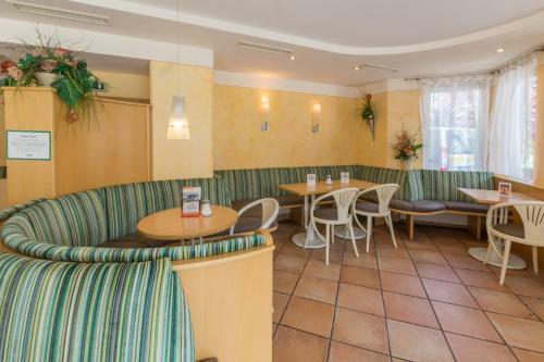 Hostal Pension Schenkenfelder
