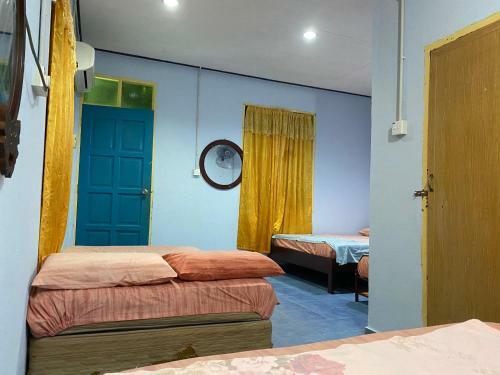Hostal Murai Guesthouse