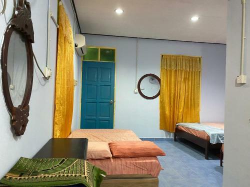 Hostal Murai Guesthouse