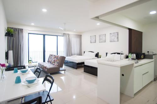 Apartamentos Miko's Studio @ Setia Convention