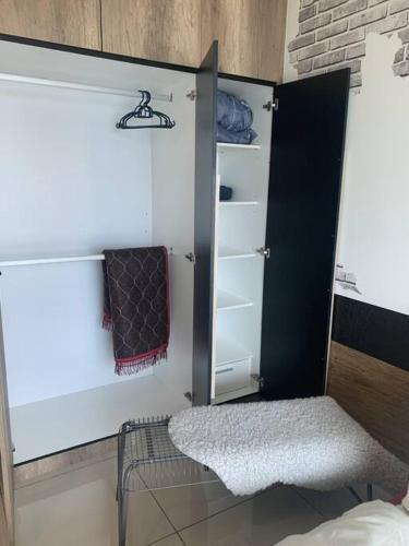 Apartamento Romantic Couples Relaxing Staycation 8