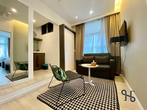 Hotel Jia By Homesuite' Near Imago Mall