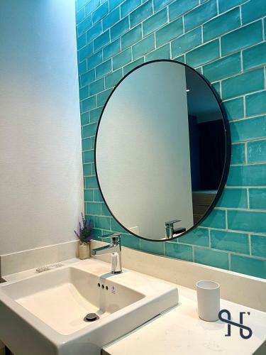 Homesuite' Hotel At Sutera Avenue