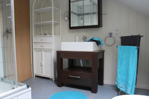 Apartamento Ferienwohnung Hillers, 35218