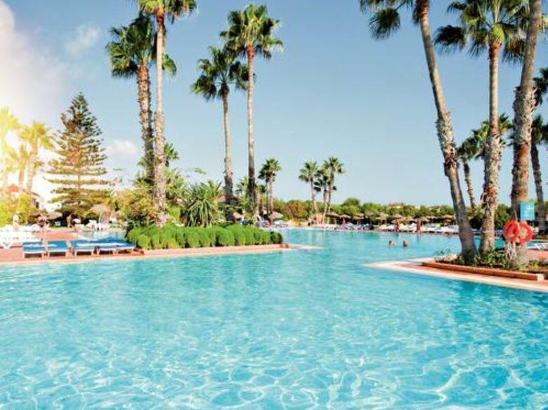 Hotel Sahara Beach Aquapark Resort