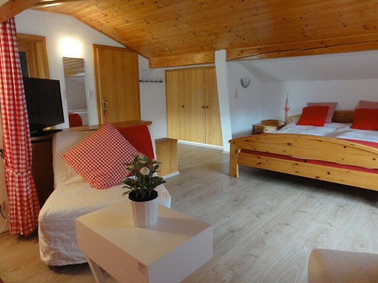 Hostal Pension Adlerhorst