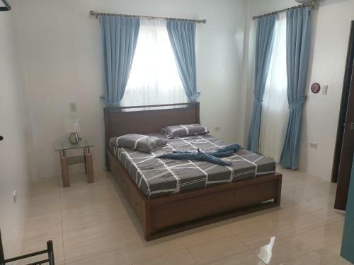 Hotel Alona Whitehouses Resort