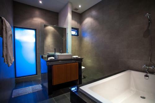 Emotion1 Villa By Jetta