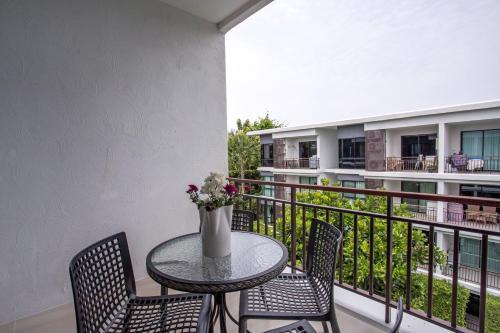 Apartamento Condo Title F407