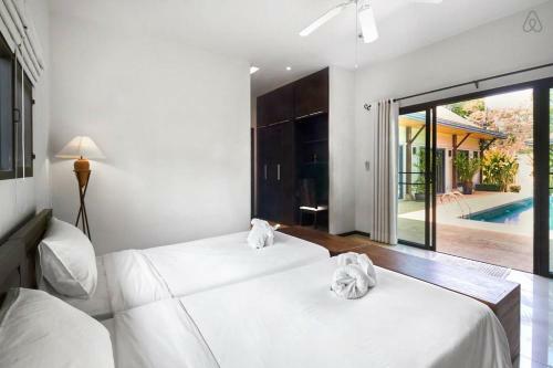 Vacation Pool Villa Naiharn Phuket