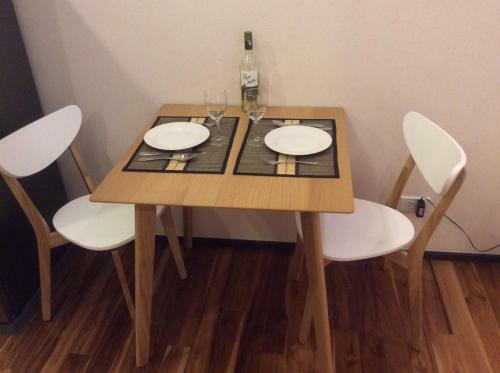 The Title West Wing Lovely Studio Apartment