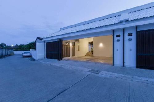 Whitehouse Pool Villas X Gsg