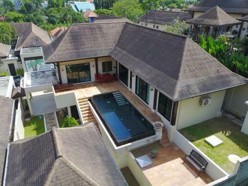 Cocktail Palm Villa
