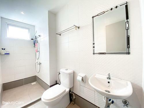 Seasons Luxury Apartment By Jk Home