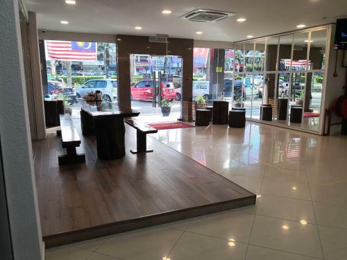 Hotel Zamburger Skudai Kiri