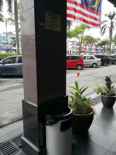Hotel Zamburger Skudai Kiri