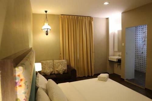 Hotel Zamburger Grand Jade