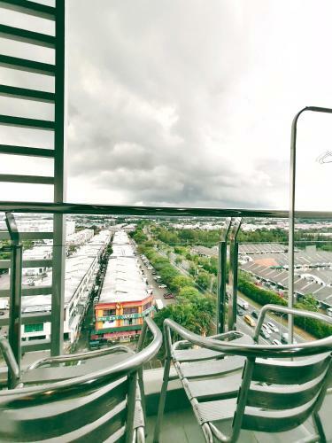 New B Stay Taman Mount Austin 2 Room Unit