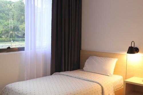 Hotel Zamburger Danga Bay