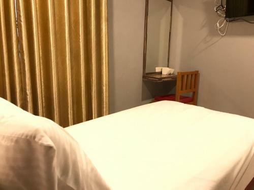 Oyo 90487 K Threegod Hotel