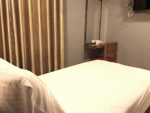 Oyo 90487 K Threegod Hotel