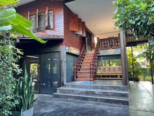 Homeandhomestay Chiang Kham