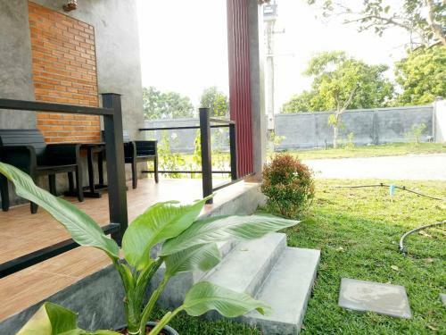 Hotel B-tel Chomthong Resort Chiang Mai