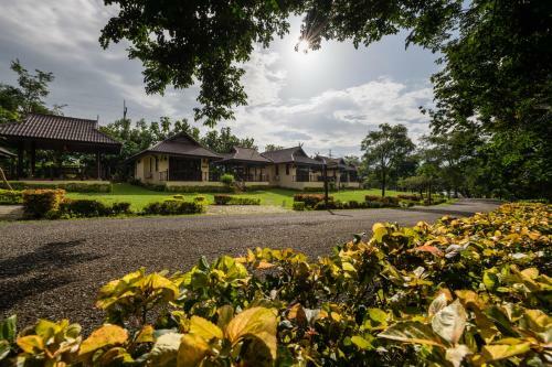 Hotel Doi Inthanon Riverside Resort