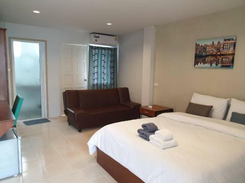 Hotel Aiyapach Inn