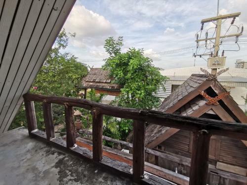 Hostal Baanlanna Resort