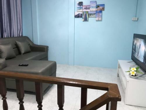 Blue House Hat Yai