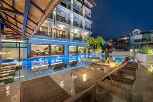 Hotel Monkham Village Hat Yai