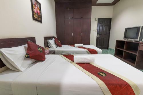 Jj Hut Hotel