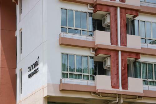 Hotel Wanawes Mae Fah Luang