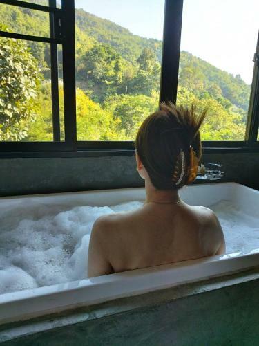 Hotel ??????????? ????????? Baan Phu Kham Fah