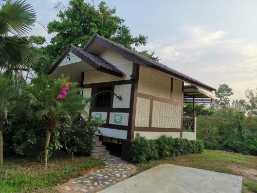 Hotel Rs Phong Riverside Resort