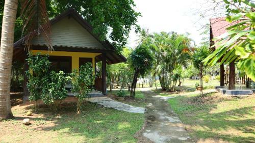 Hotel Koh Yao Noi Beach Resort